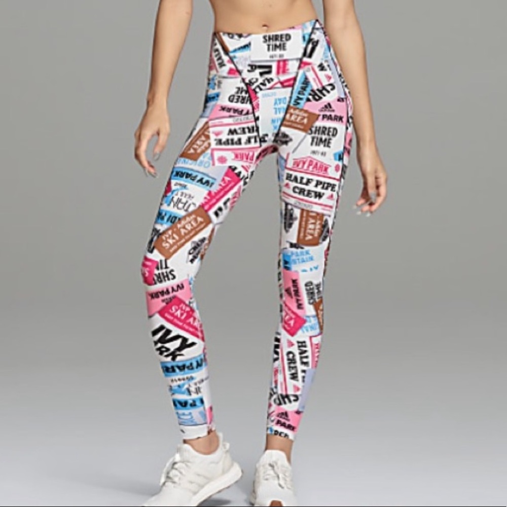 IVY PARK Pink, Blue & Brown Graphic High-Rise Leggings